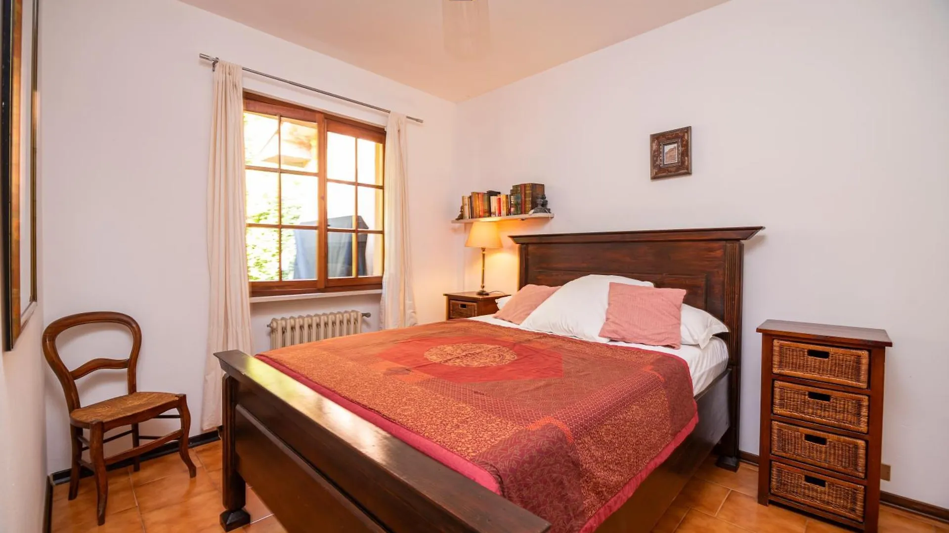 Holiday home Casa Claudia, A Due Passi Da Lago E Spiaggia Vesta